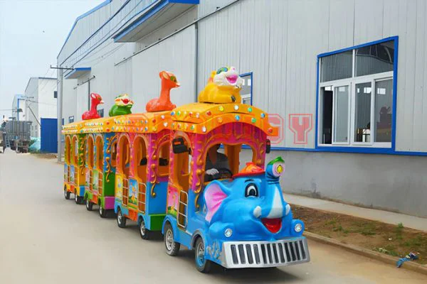 16-Seats-Trackless-Train-for-Sale Proveedor de trenes sin raíles de 16 plazas
