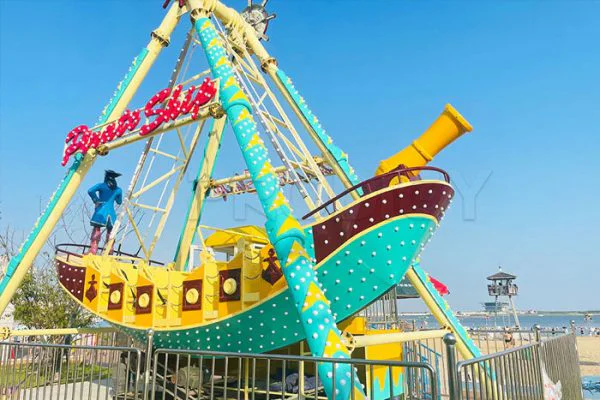 24-Seats-Luxury-Pirate-Ship-Ride-supplier Se vende barco pirata de lujo con capacidad para 24 personas.