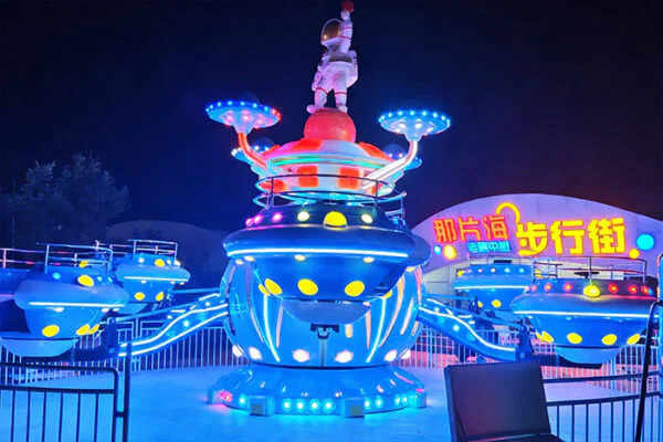 Bouncing-Flying-Saucer-for-sale Giostra a forma di UFO gonfiabile in vendita