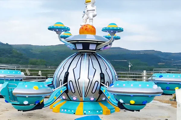 Bouncing-Flying-Saucer-supplier Giostra a forma di UFO gonfiabile in vendita