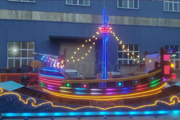 Pirate-Ship-for-Sale Passeio de carro voador – Tema de navio pirata à venda