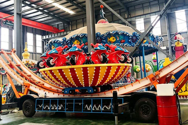 Trailer-Mounted-Flying-UFO-Ride Trailer Mounted Flying UFO Ride